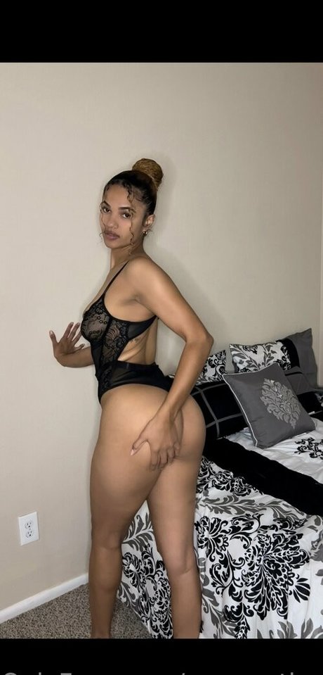 creamythroat ポルノスター ギャラリー