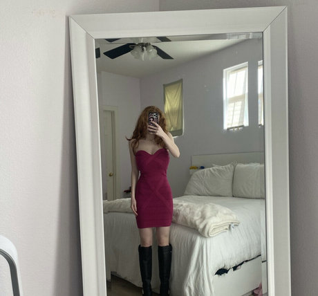 Francesca Capaldi スターセックス 写真