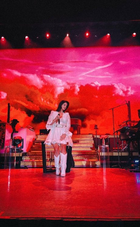 Lana Del Rey ポルノスター ギャラリー