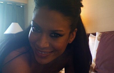 最もホットなヌードOnlyFans セクシーヌード 写真