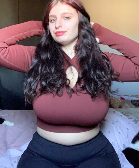 アーミーガールズオンリーファン セクシーヌード 画像