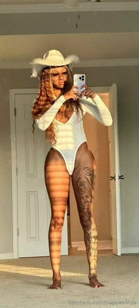 trapsweetyy ポルノスター ヌード 画像