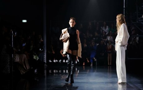 Leni Klum アートモデル アーカイブ