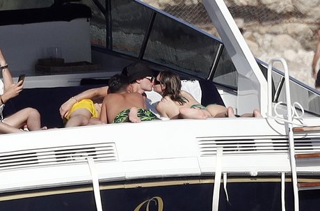 asmr ゲイ onlyfans ヌード 写真