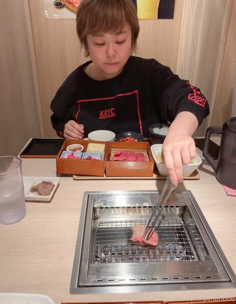 アジアンDP OnlyFans 美しいヌード 画像