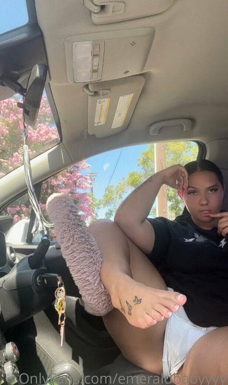 主観視点のアジア人OnlyFans セクシー 画像