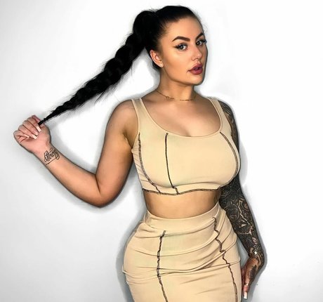 Beckie Holloway profile image