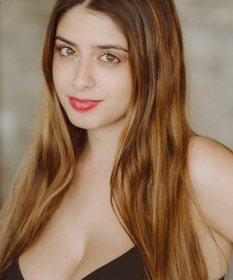 Giusy Piazza 独占ポルノスター 写真