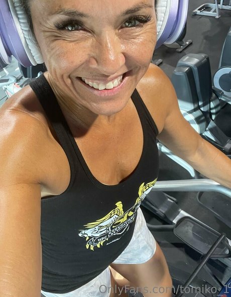 tomiko 1 限定スター 写真