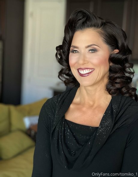 tomiko 1 エロティック女優 ギャラリー
