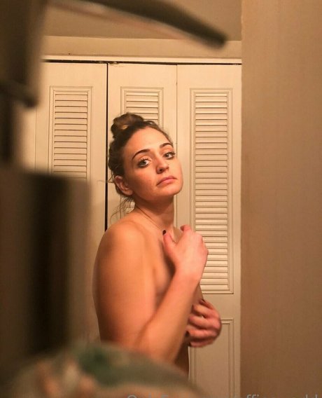 変態エボニーOnlyFans 美しいヌード 写真