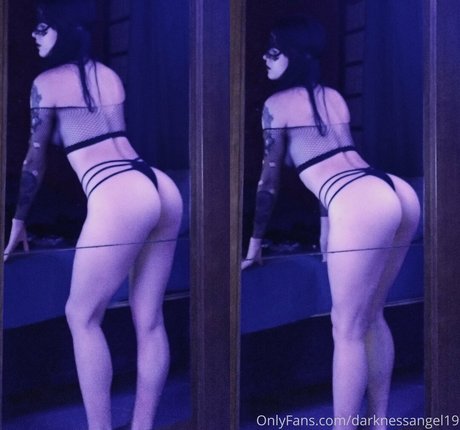 Mia Reid 無料のスター アーカイブ