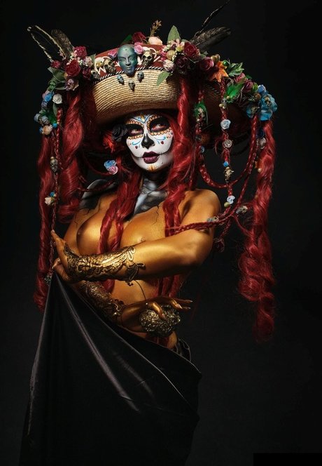 ゴスアジアンOnlyFans アート裸 ギャラリー