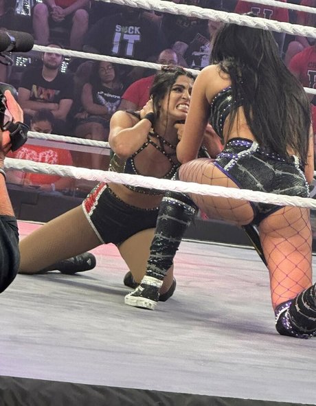 ドイツのアマチュアOnlyFans セクシー裸 画像