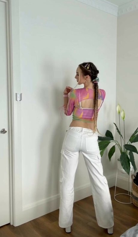 Fasffy アート女優 ギャラリー