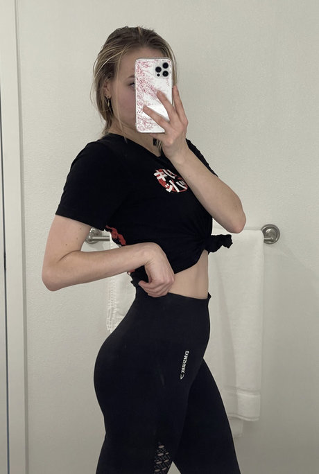 かわいい巨乳OnlyFans アートポルノ 写真