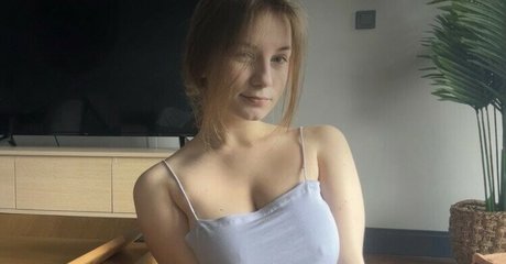 DevDasha アダルトモデル 写真