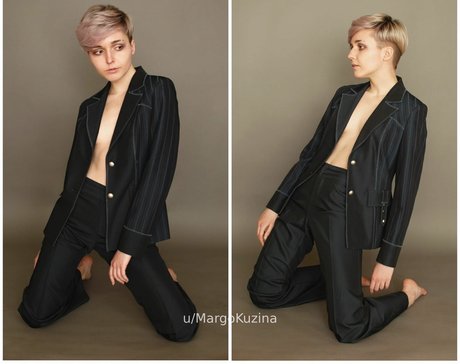 マッサージ動画 OnlyFans ポルノグラフィック アーカイブ