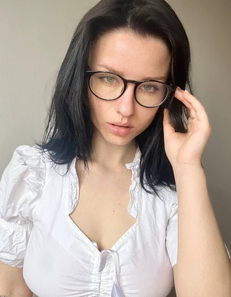 innervus 裸モデル 写真