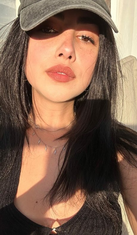 Alexa Mansour ホットなポルノスター 写真