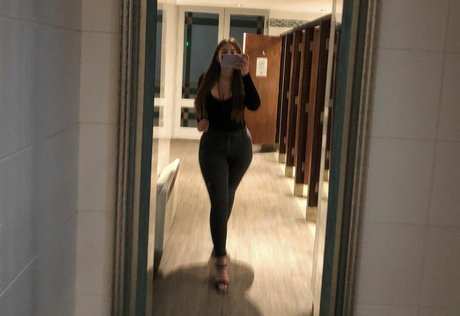 Isabella Dorta 完璧なモデル 画像