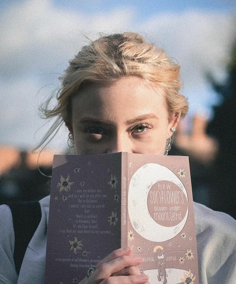 Isabella Dorta アートスター 写真