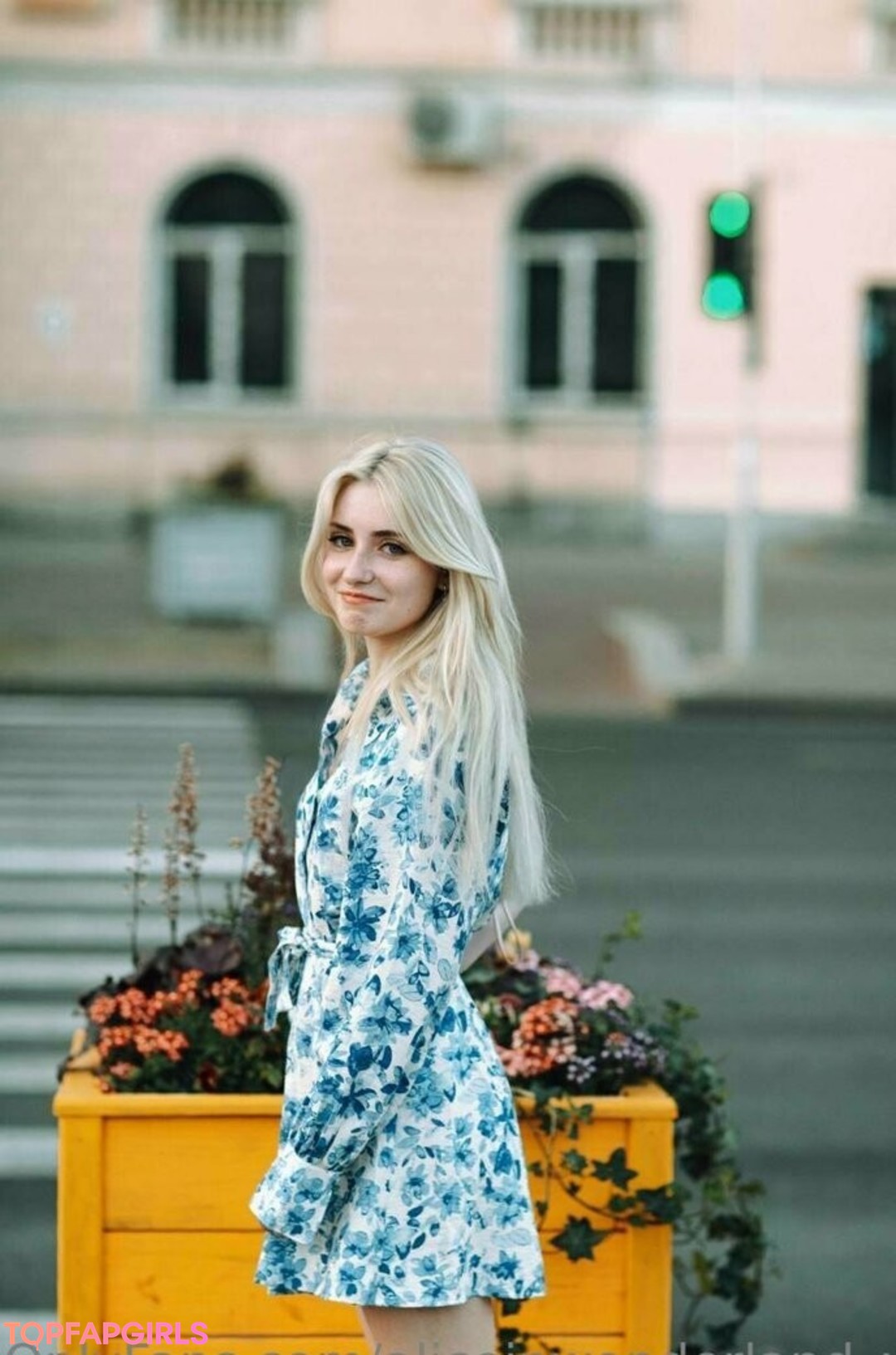 aliceinwonderland xo ポルノスター 画像