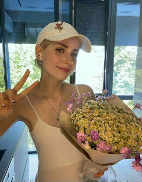 aliceinwonderland xo セックススター 写真