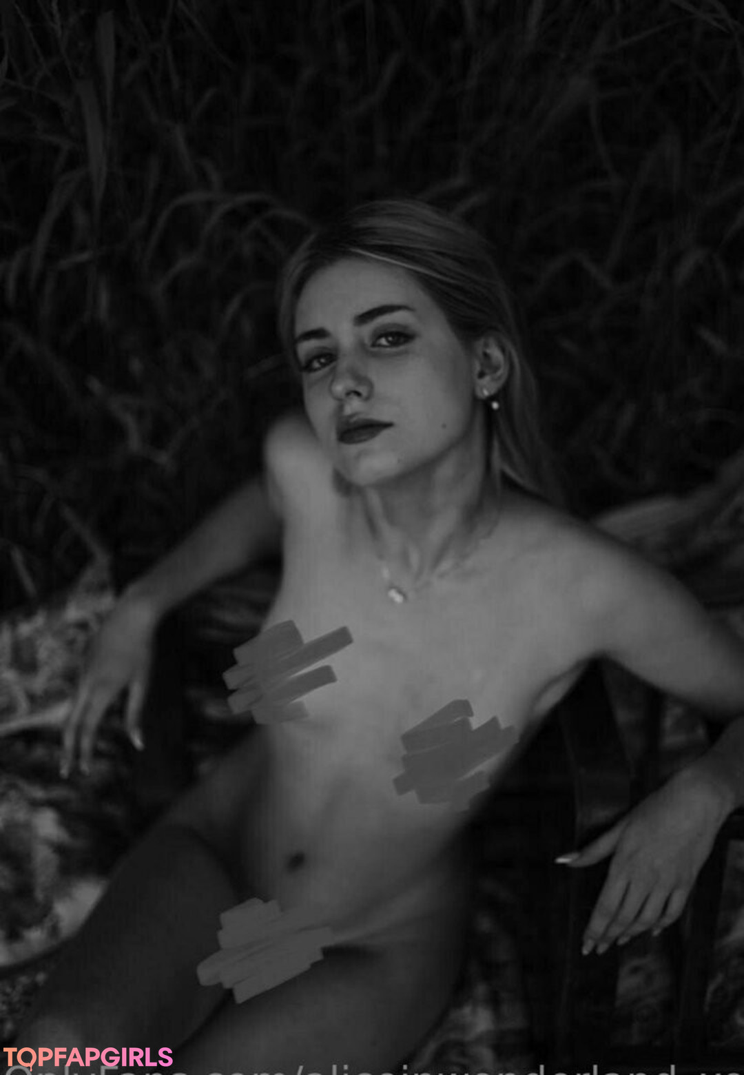 aliceinwonderland xo ポルノスター セクシー 写真