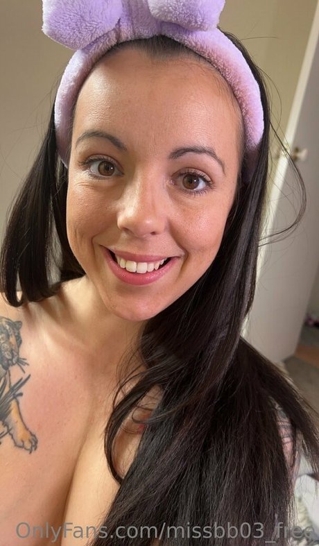 アジア人トゥインクOnlyFans 無料裸 画像