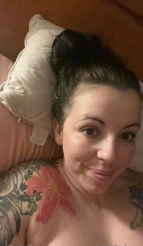 ゴスアジアンOnlyFans ホットポルノ 画像