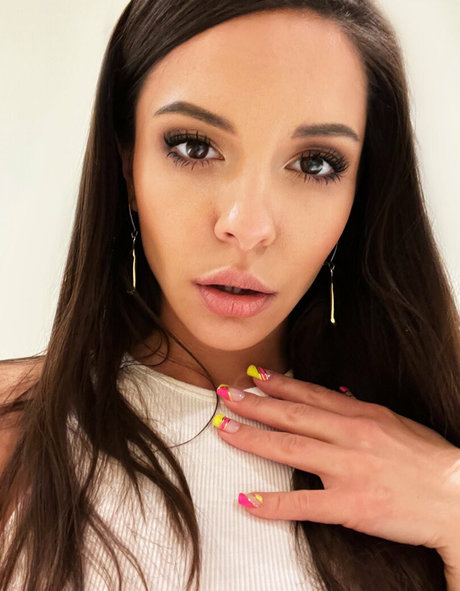 milanariccifree セックス女優 ギャラリー