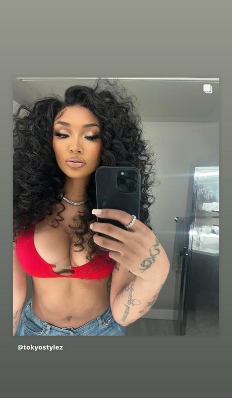 自然なお尻OnlyFans アートxxx 写真