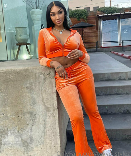 Tokyo Stylez エロティックなポルノスター ギャラリー