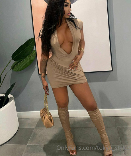 Tokyo Stylez ヌードスター ギャラリー