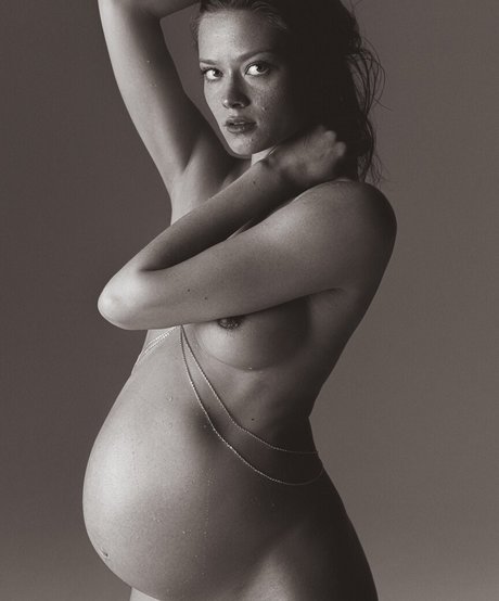 Tanya Kozina ポルノスター 裸 画像