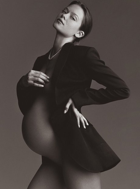 Tanya Kozina 独占ポルノスター ギャラリー