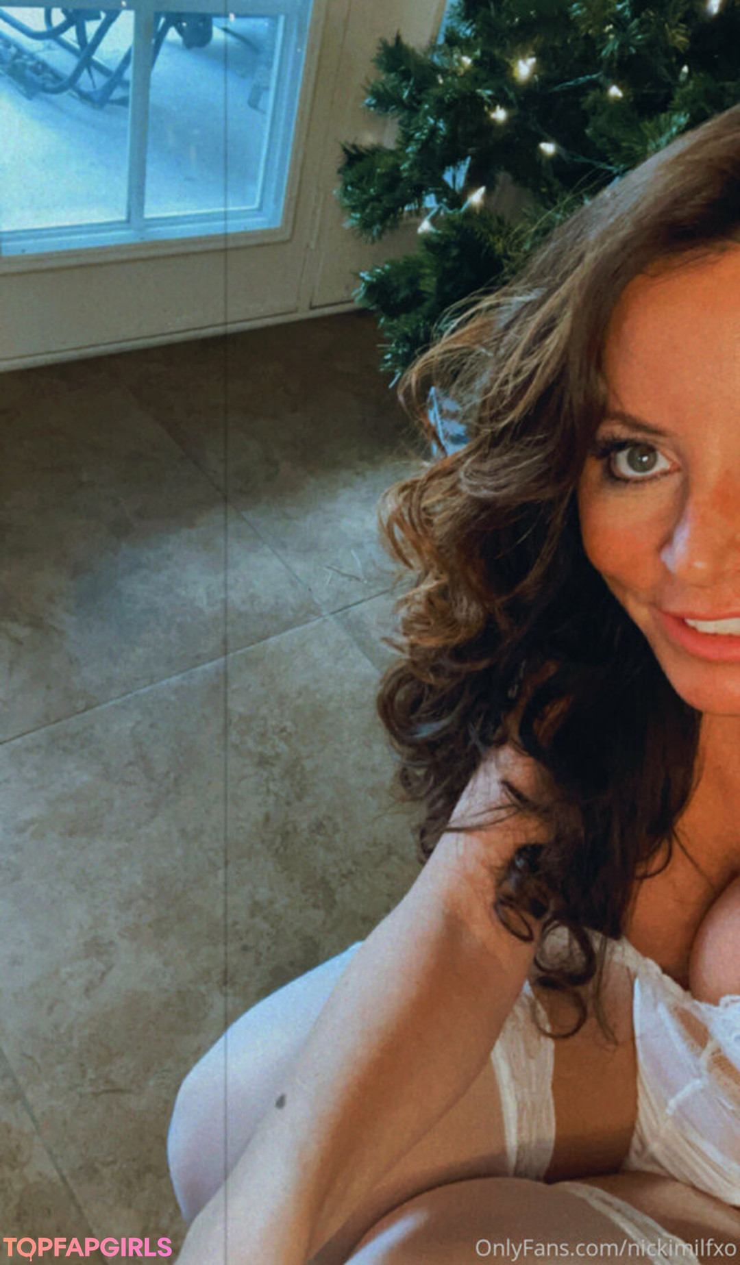 nickixo free 完璧なモデル 写真