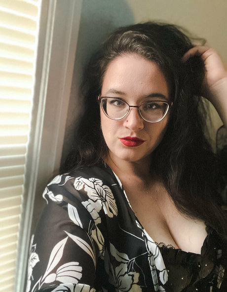 アジアンジム OnlyFans セクシーヌード 画像