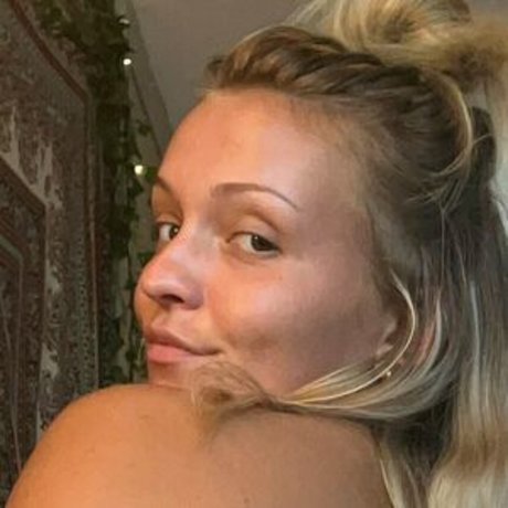 アジアンシャワー OnlyFans 無料ポルノ 画像