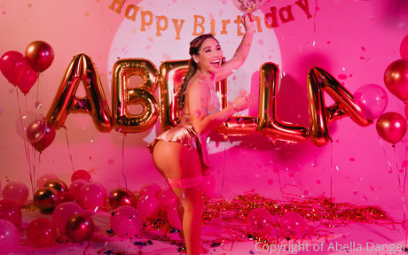 abelladanger 素敵なモデル 写真