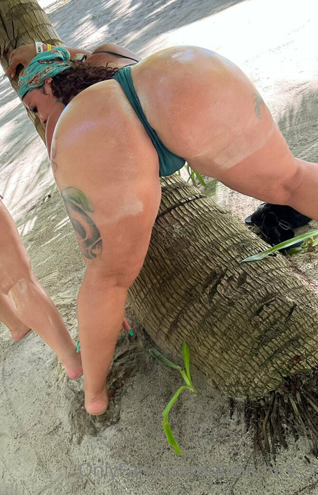 raventhick 1 ホット女優 画像