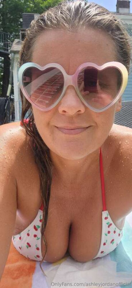 リップスオンリーファンズ ポルノ ギャラリー