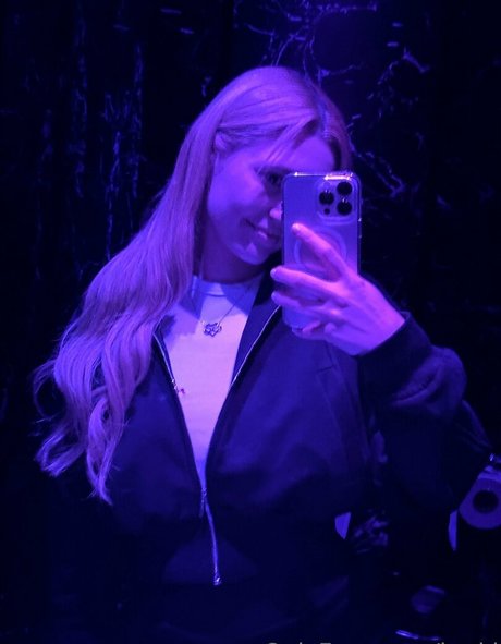 Kari i セックスモデル 写真