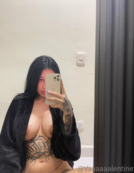 iamvaleeentine top profile image