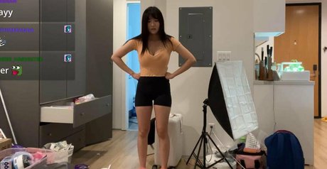 シャワーヌードOnlyFans 無料ヌード 写真