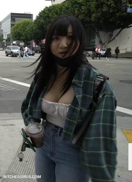 ルビーオンリーファン ホット裸 画像