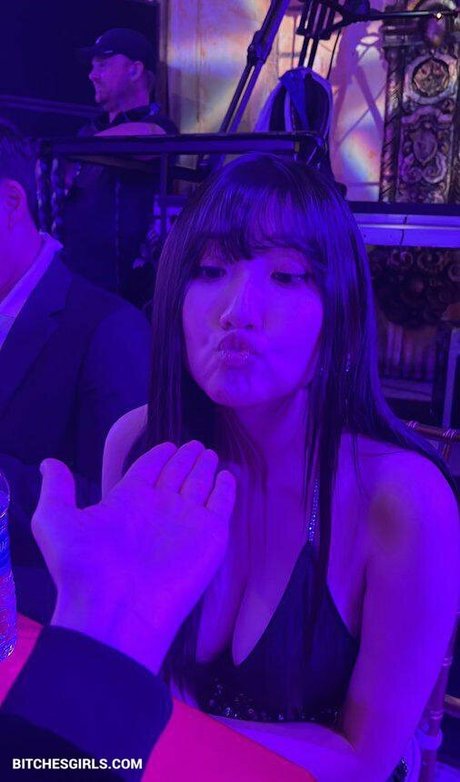 マッサージ動画 OnlyFans 美しい アーカイブ