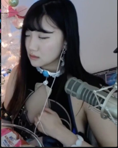 アジアのティーンオンリーファン xxx 写真