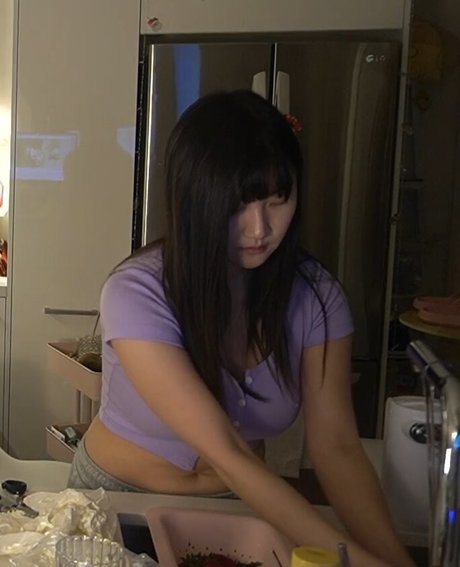 スリムな熟女OnlyFans ホットセックス 画像